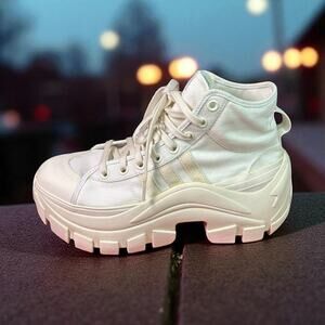 Adidas Men's Nizza Hi XY22 Boots Men’s Size 9.5 White